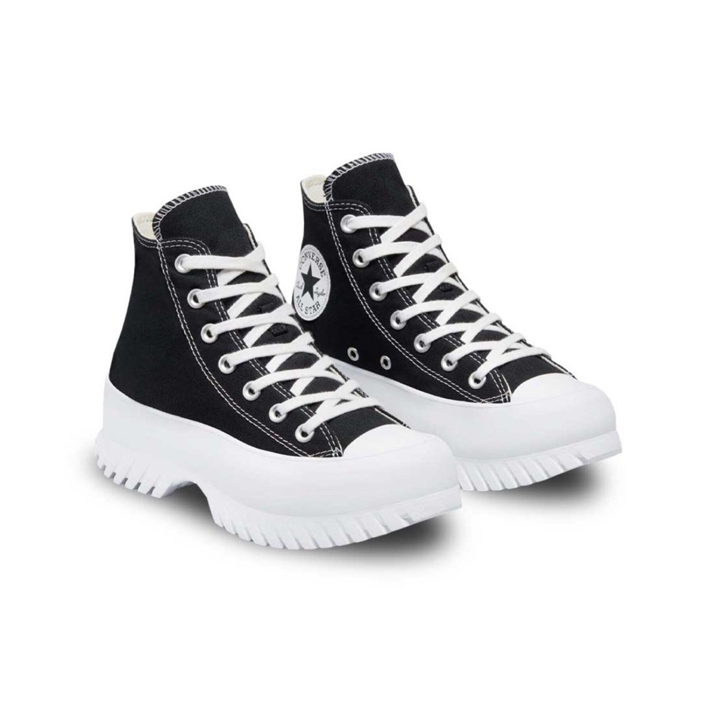 BNWT Converse Chuck Taylor All Star Lugged 2.0 – Unisex Size 8.5 Women / 6.5 Men